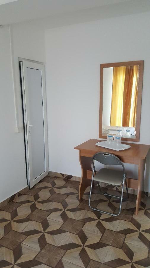 Hôtel Vila Yza à Eforie Nord Extérieur photo