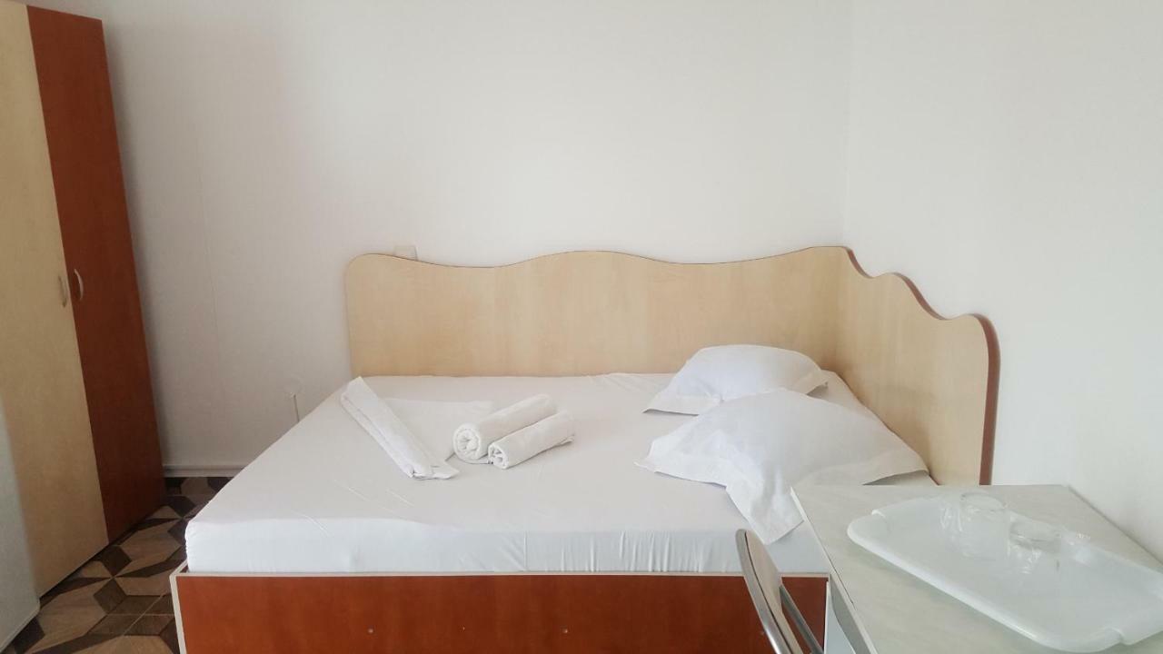 Hôtel Vila Yza à Eforie Nord Extérieur photo