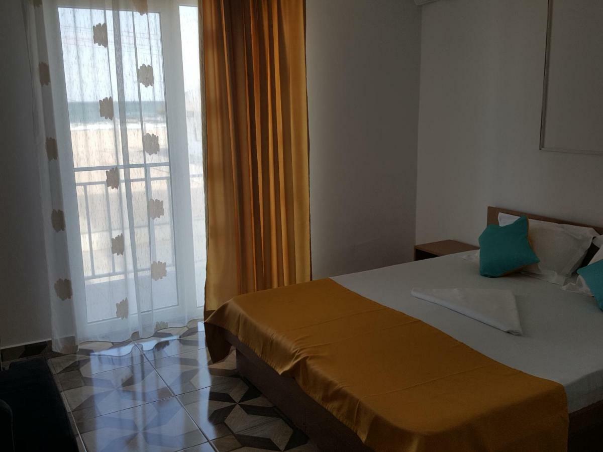 Hôtel Vila Yza à Eforie Nord Extérieur photo