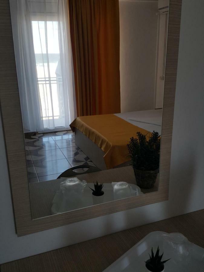 Hôtel Vila Yza à Eforie Nord Extérieur photo